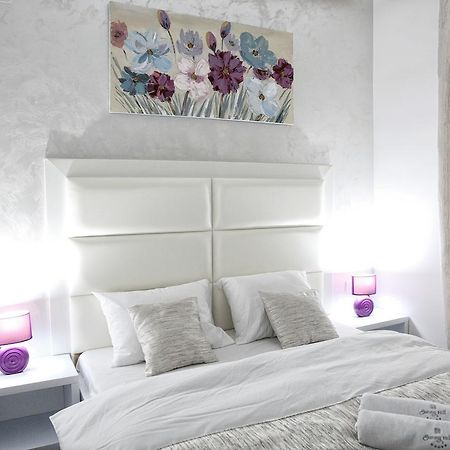 Bed and Breakfast Sunny Hill Garden Стара-Пазова Экстерьер фото