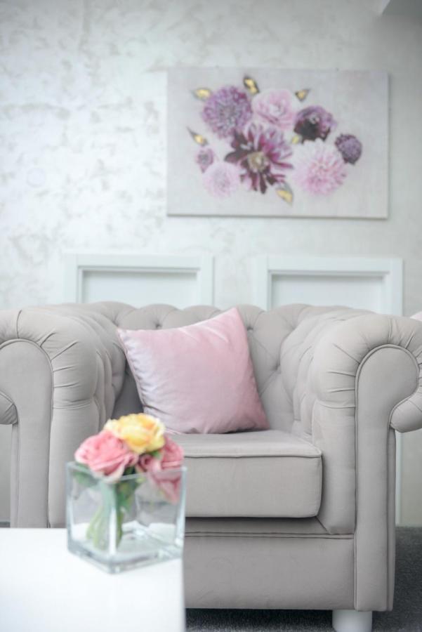 Bed and Breakfast Sunny Hill Garden Стара-Пазова Экстерьер фото